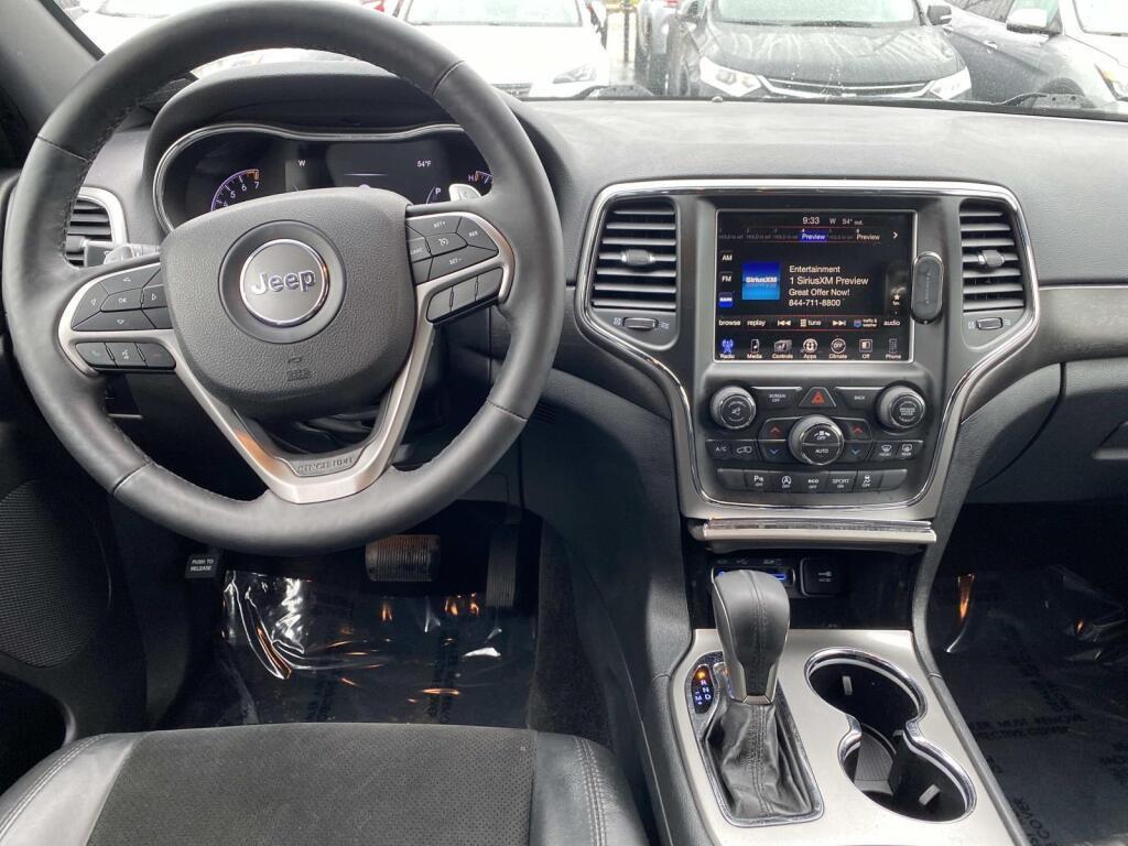 used 2017 Jeep Grand Cherokee car, priced at $18,999