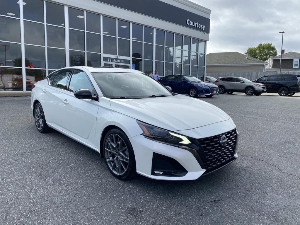 used 2023 Nissan Altima car, priced at $20,999