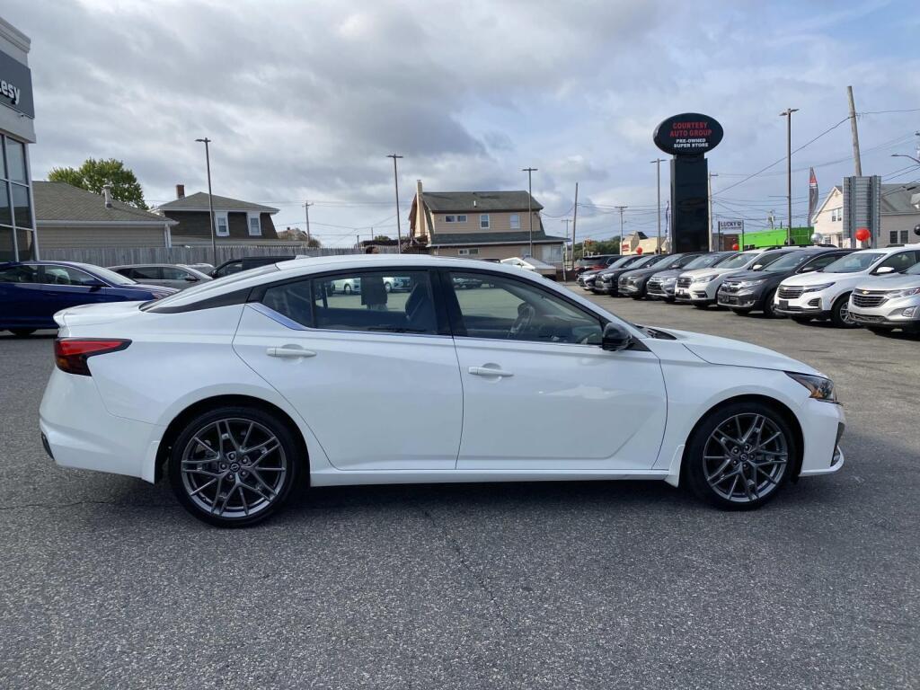 used 2023 Nissan Altima car, priced at $20,999