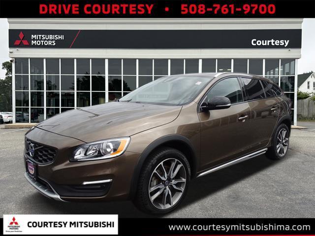 used 2017 Volvo V60 Cross Country car, priced at $14,776