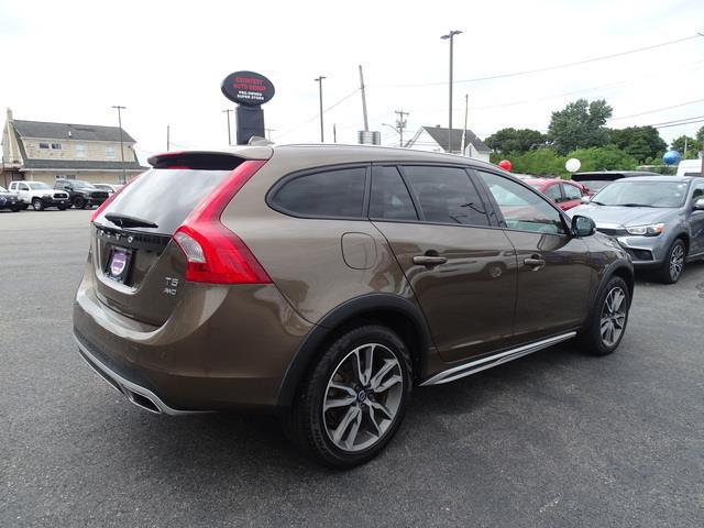 used 2017 Volvo V60 Cross Country car, priced at $14,776