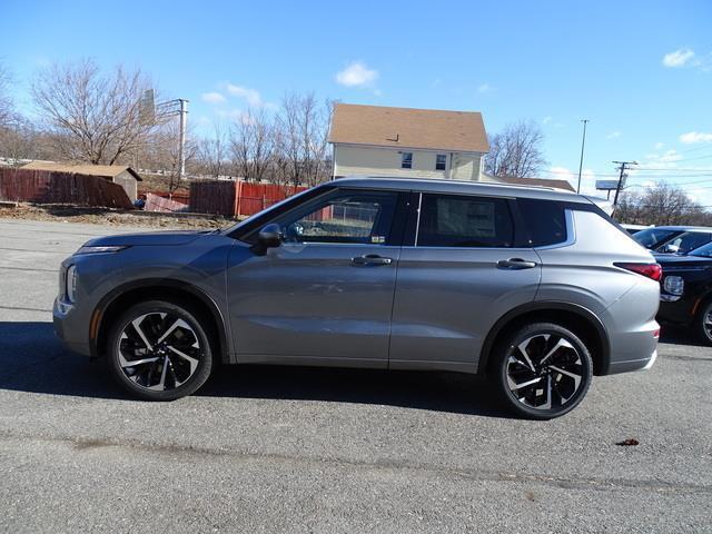 new 2024 Mitsubishi Outlander car, priced at $37,970