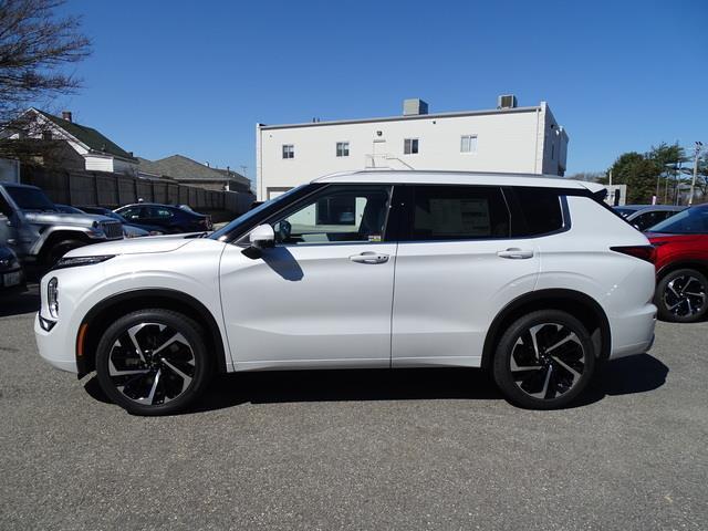 new 2024 Mitsubishi Outlander car, priced at $38,534