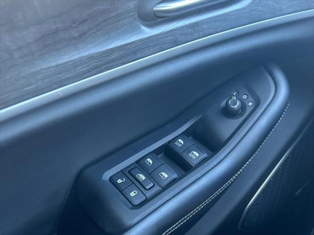 used 2021 Jeep Grand Cherokee L car, priced at $30,999