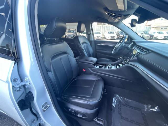 used 2021 Jeep Grand Cherokee L car, priced at $30,999