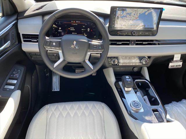 new 2025 Mitsubishi Outlander car, priced at $42,110