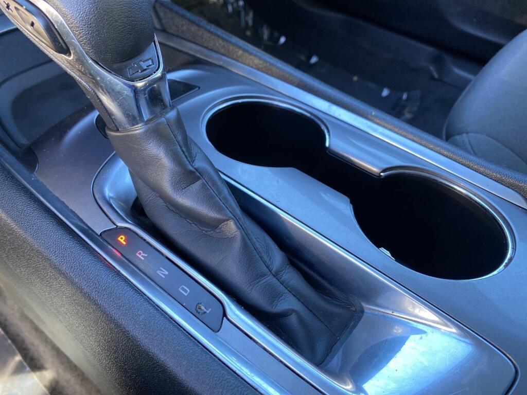 used 2021 Chevrolet Malibu car, priced at $15,999