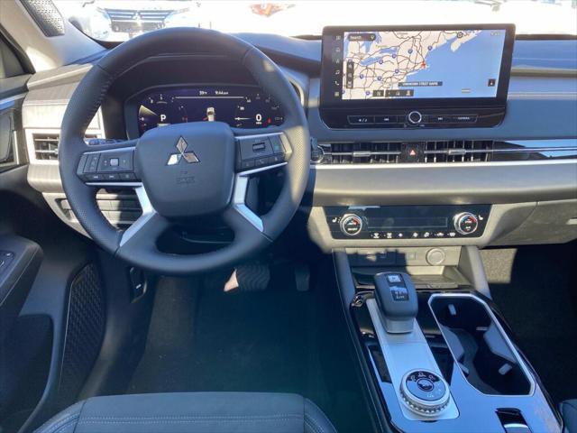 new 2025 Mitsubishi Outlander car, priced at $40,365