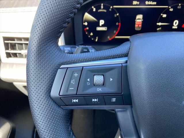 new 2025 Mitsubishi Outlander car, priced at $40,365