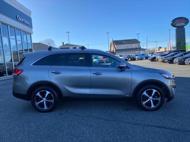 used 2018 Kia Sorento car, priced at $16,999