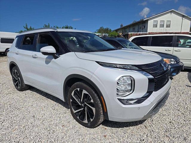 used 2022 Mitsubishi Outlander car, priced at $24,995