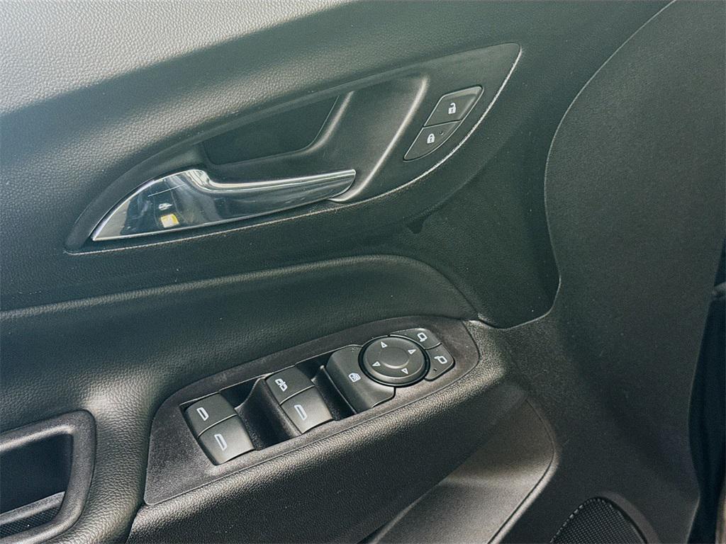 used 2018 Chevrolet Equinox car, priced at $13,900