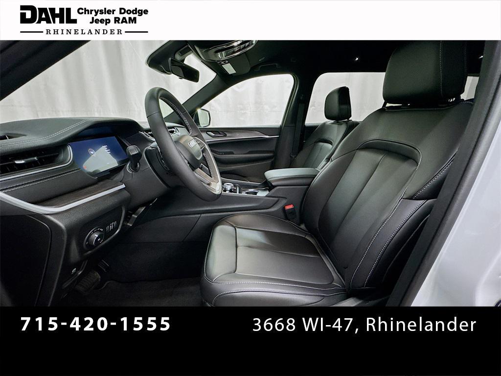 new 2025 Jeep Grand Cherokee L car, priced at $48,561
