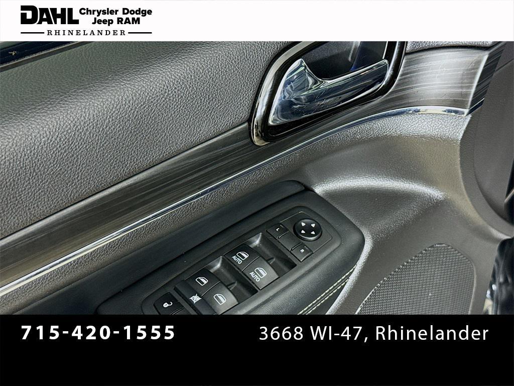 used 2021 Jeep Grand Cherokee car, priced at $25,600