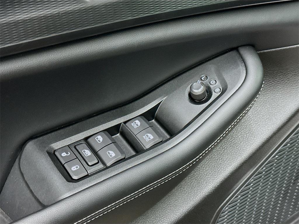 new 2025 Jeep Grand Cherokee L car, priced at $46,086