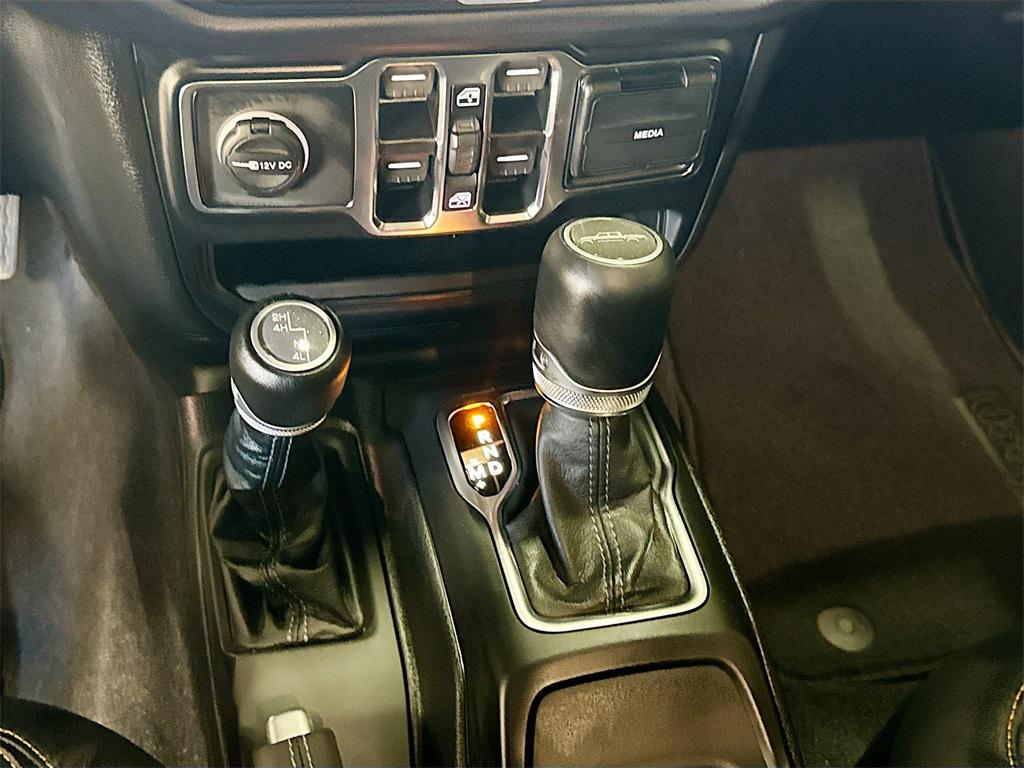 new 2025 Jeep Gladiator car, priced at $49,775