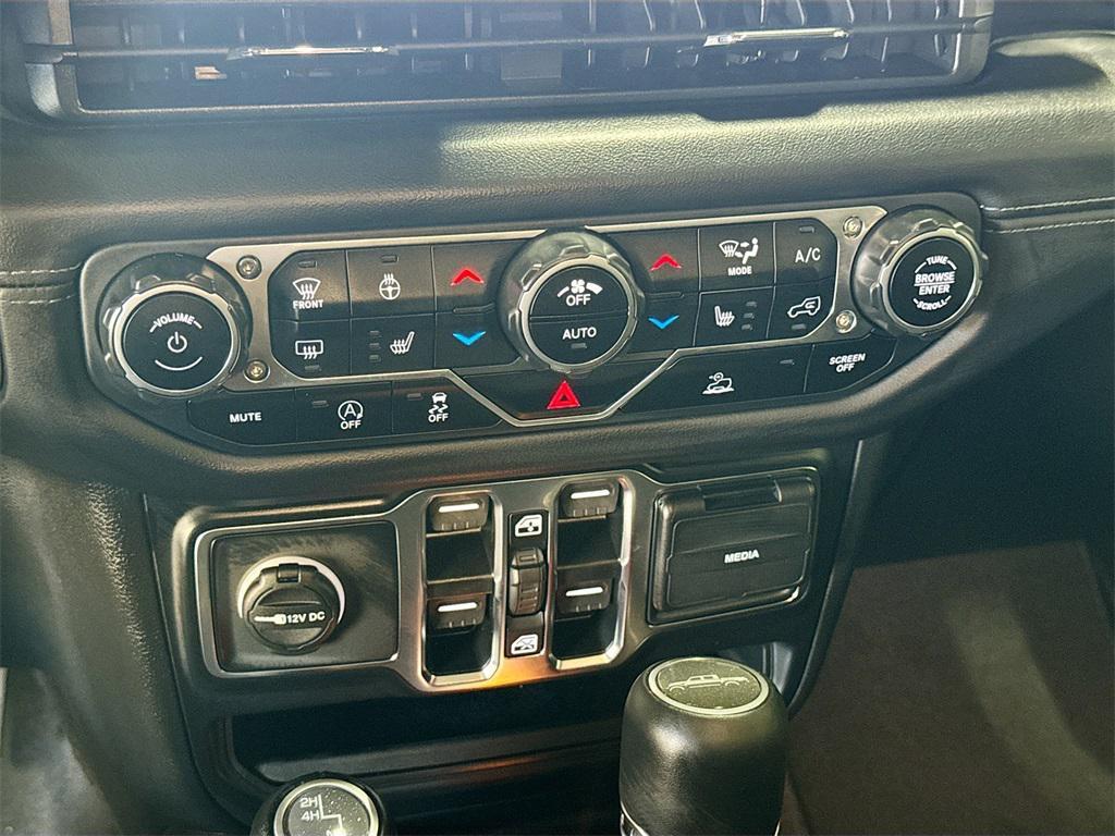 new 2025 Jeep Gladiator car, priced at $49,775