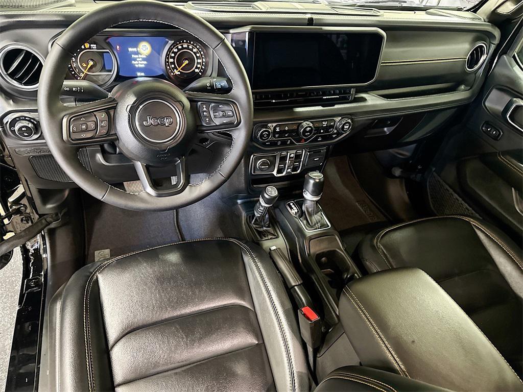 new 2025 Jeep Gladiator car, priced at $49,775