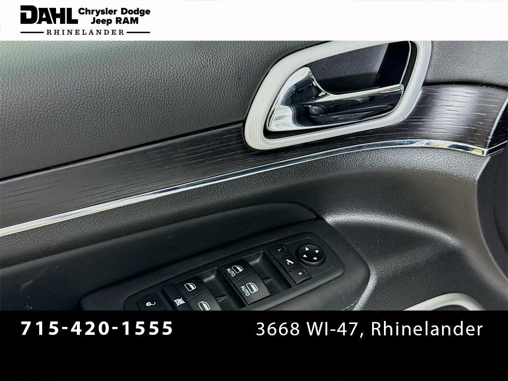 used 2021 Jeep Grand Cherokee car, priced at $27,800