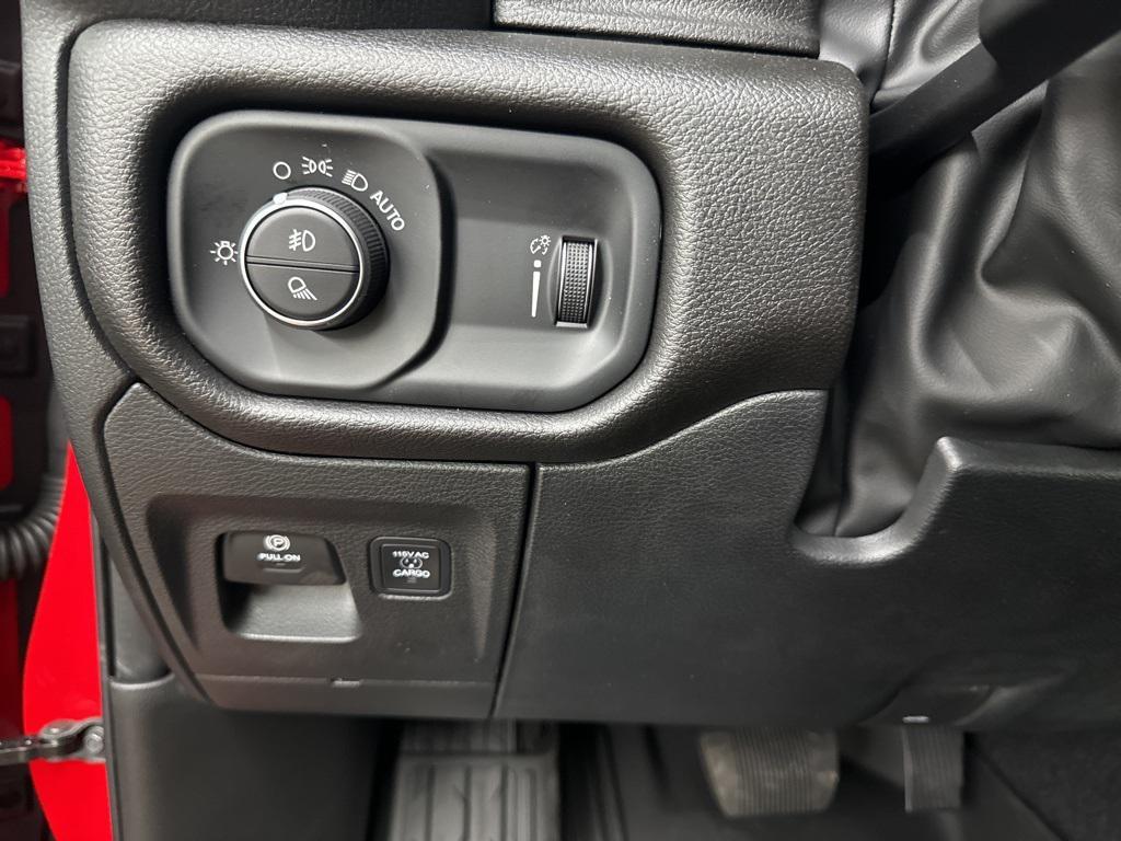 new 2025 Ram 1500 car, priced at $52,326