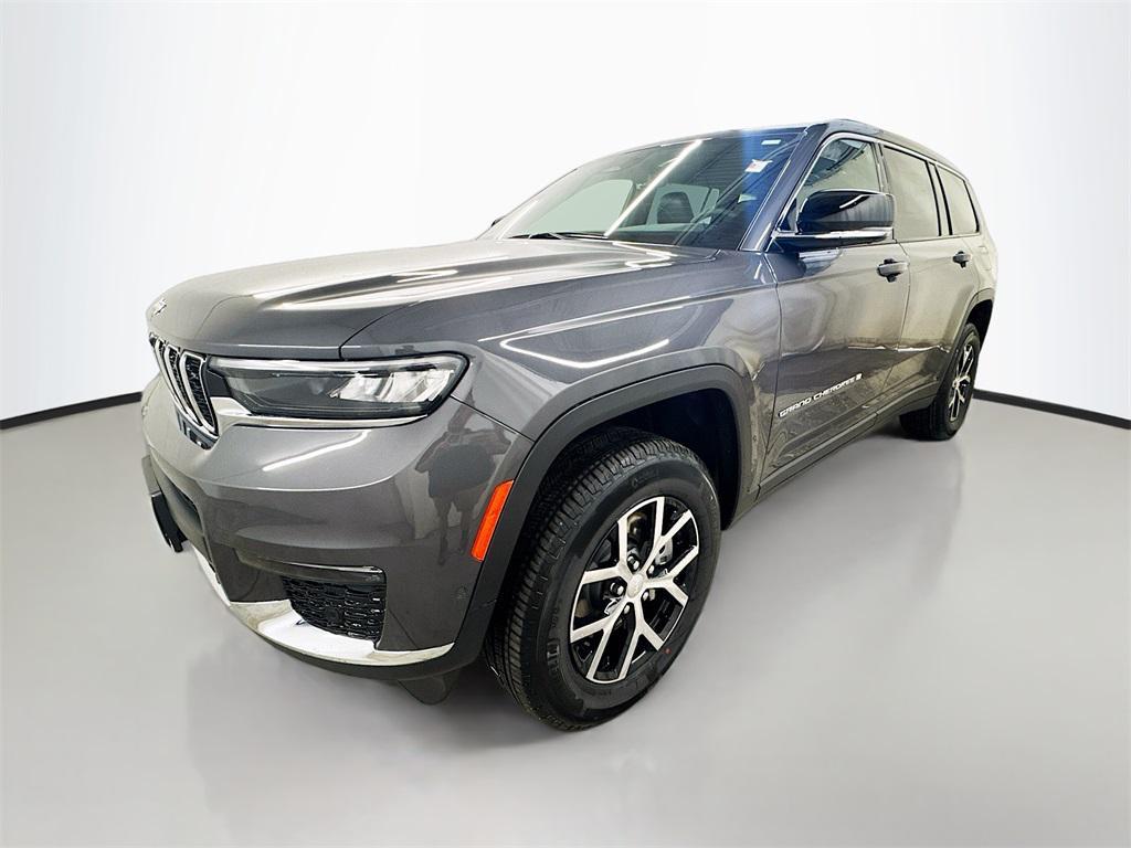 new 2025 Jeep Grand Cherokee L car, priced at $54,900
