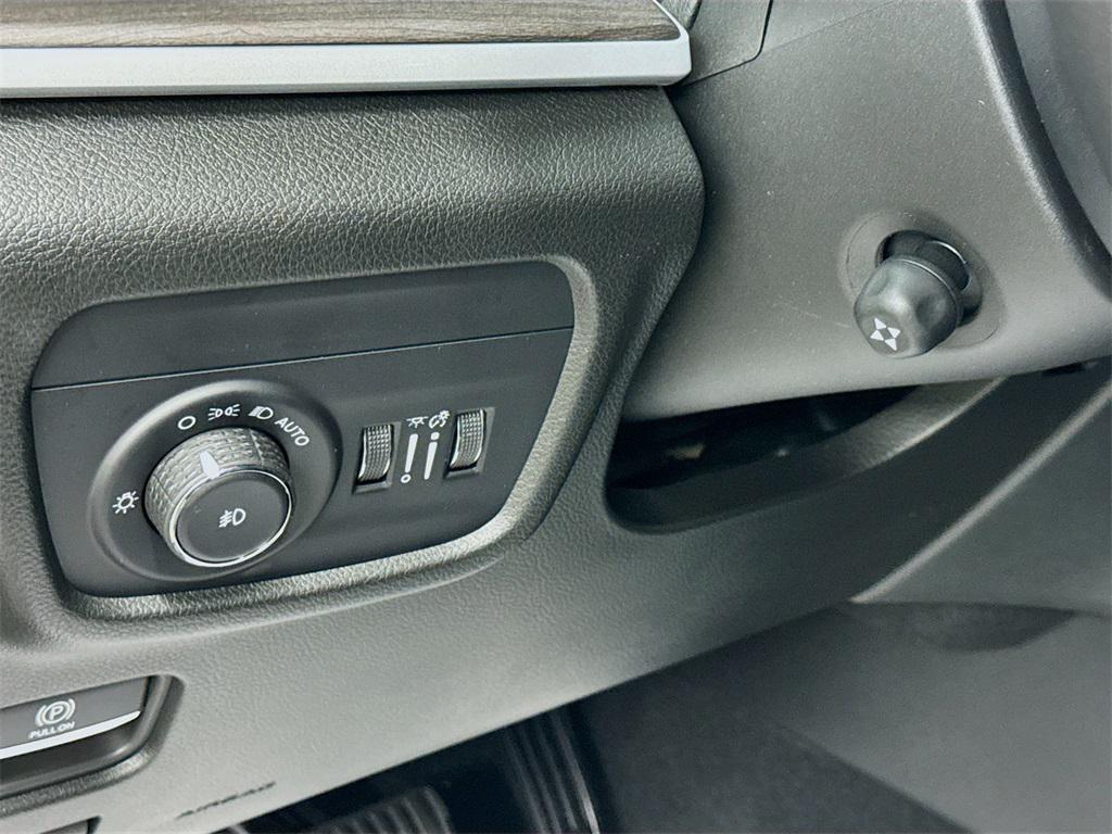 new 2025 Jeep Grand Cherokee L car, priced at $58,134