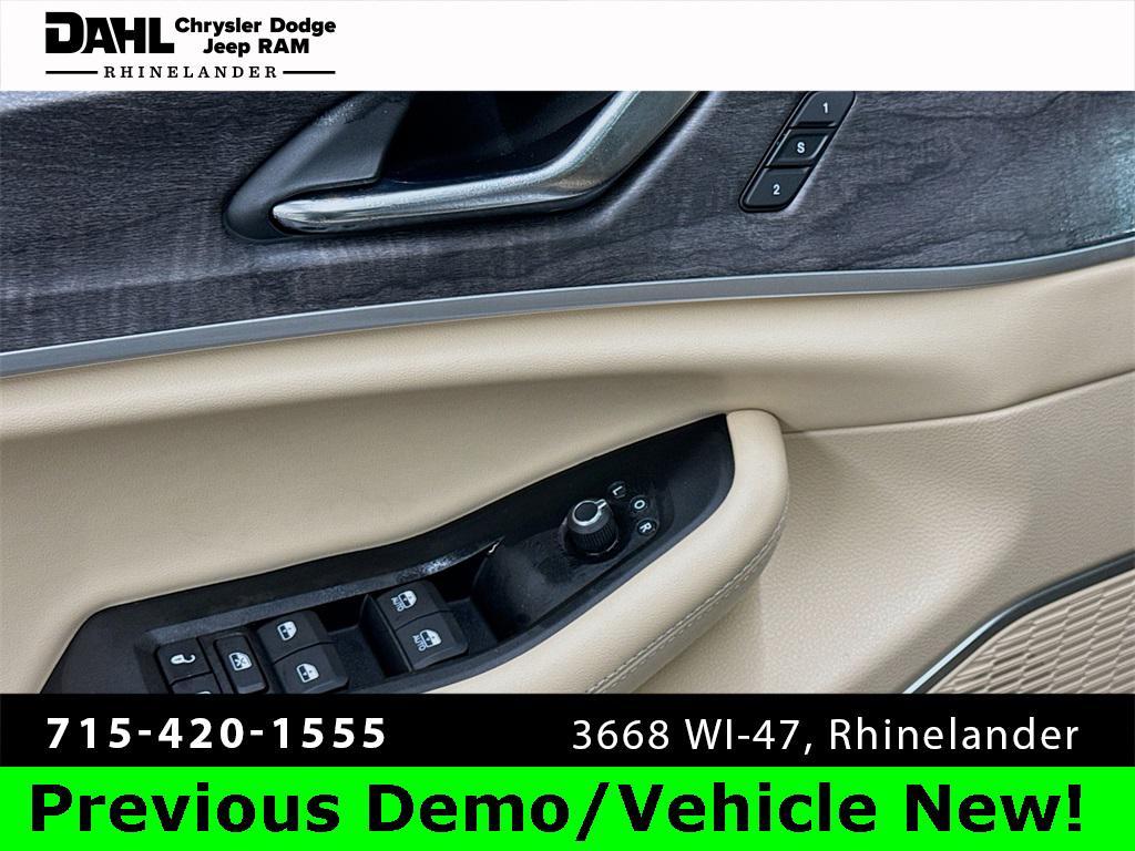 new 2025 Jeep Grand Cherokee L car, priced at $53,000
