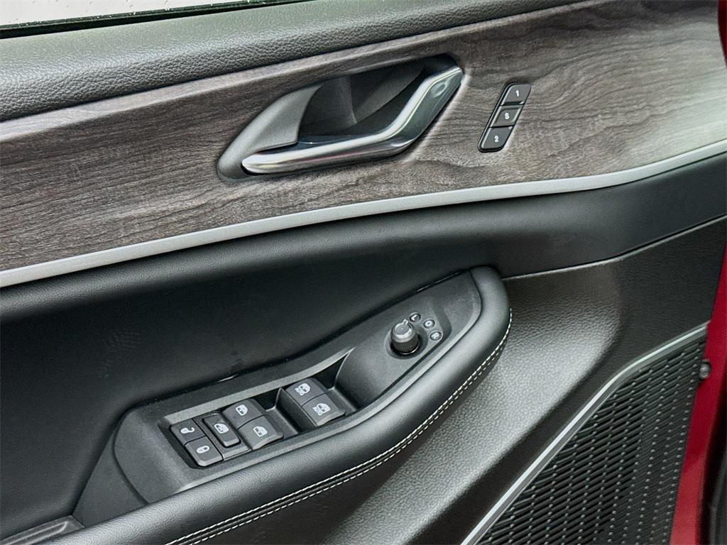 new 2025 Jeep Grand Cherokee L car, priced at $58,134