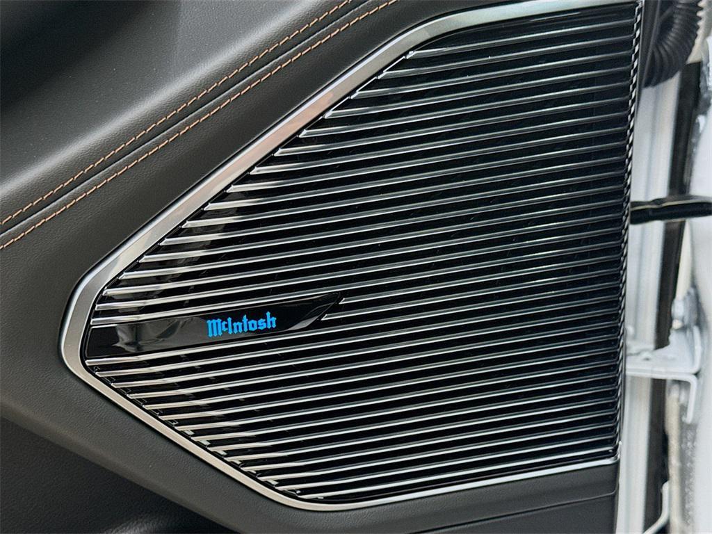 new 2025 Jeep Grand Cherokee L car, priced at $64,900