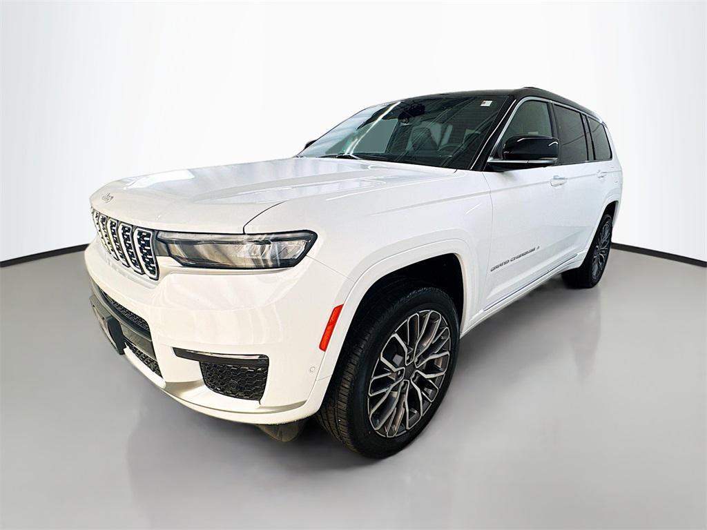 new 2025 Jeep Grand Cherokee L car, priced at $64,900