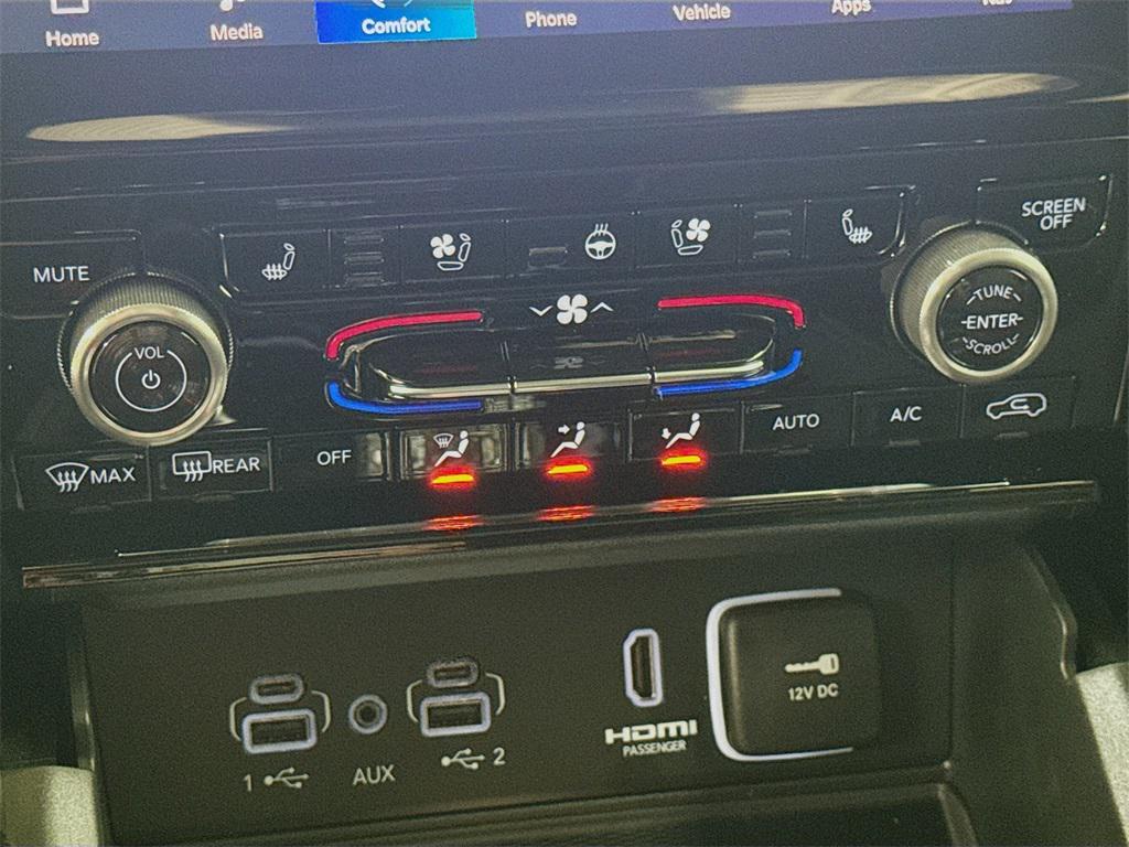 new 2025 Jeep Grand Cherokee L car, priced at $64,900