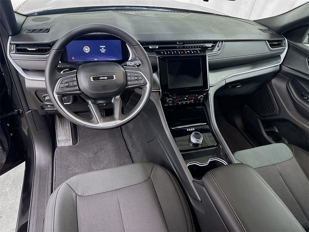 new 2025 Jeep Grand Cherokee L car, priced at $46,086