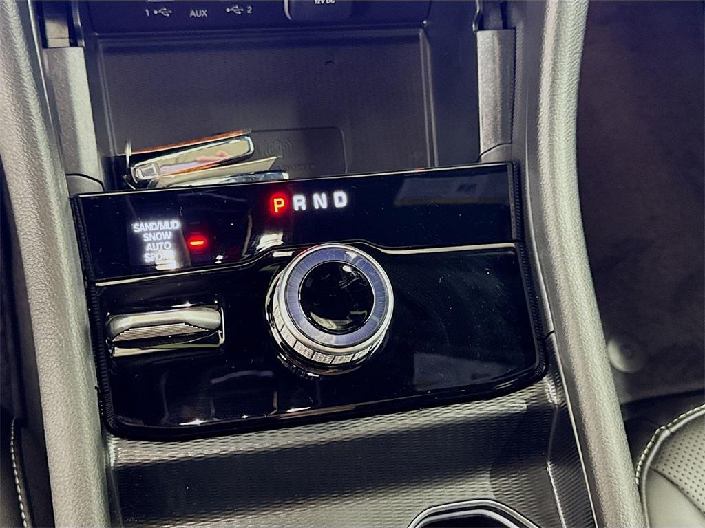 new 2025 Jeep Grand Cherokee L car, priced at $57,900