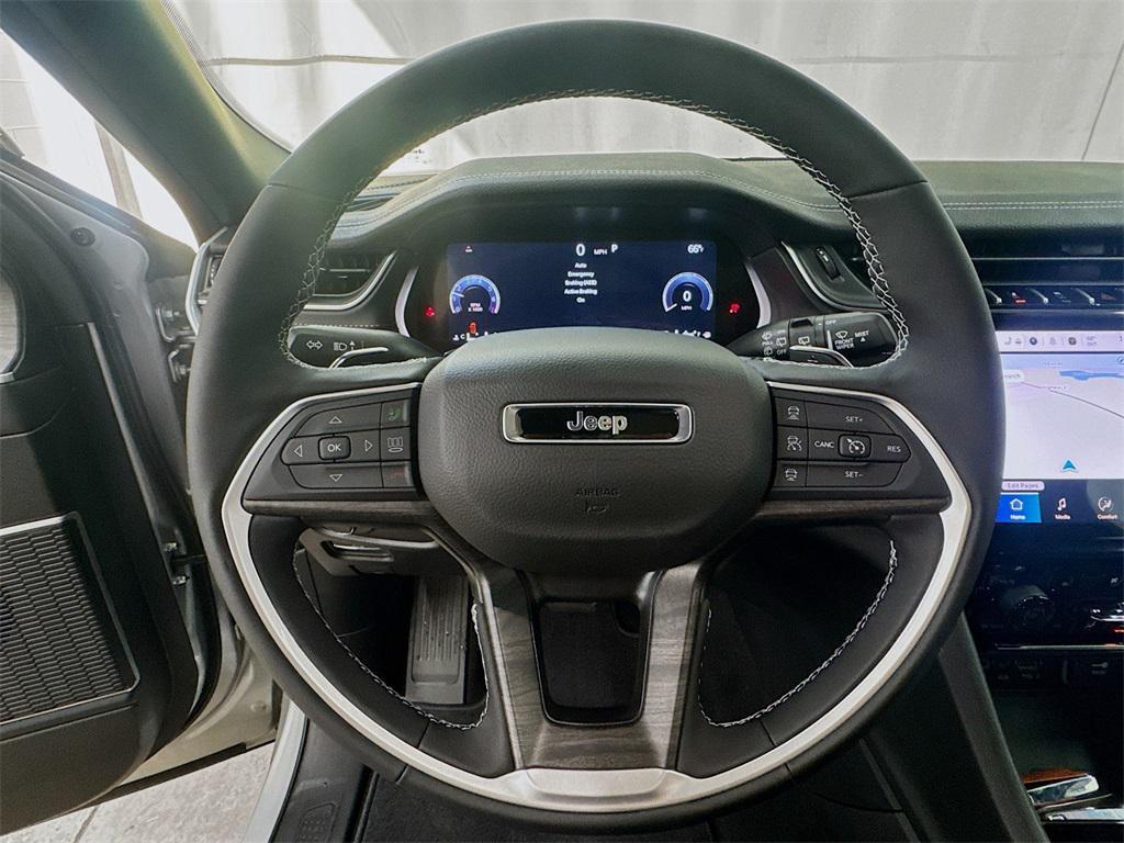 new 2025 Jeep Grand Cherokee L car, priced at $57,900