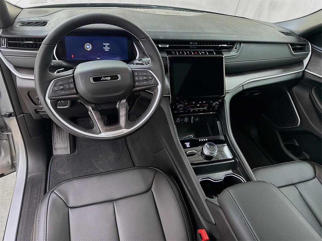 new 2025 Jeep Grand Cherokee L car, priced at $57,900