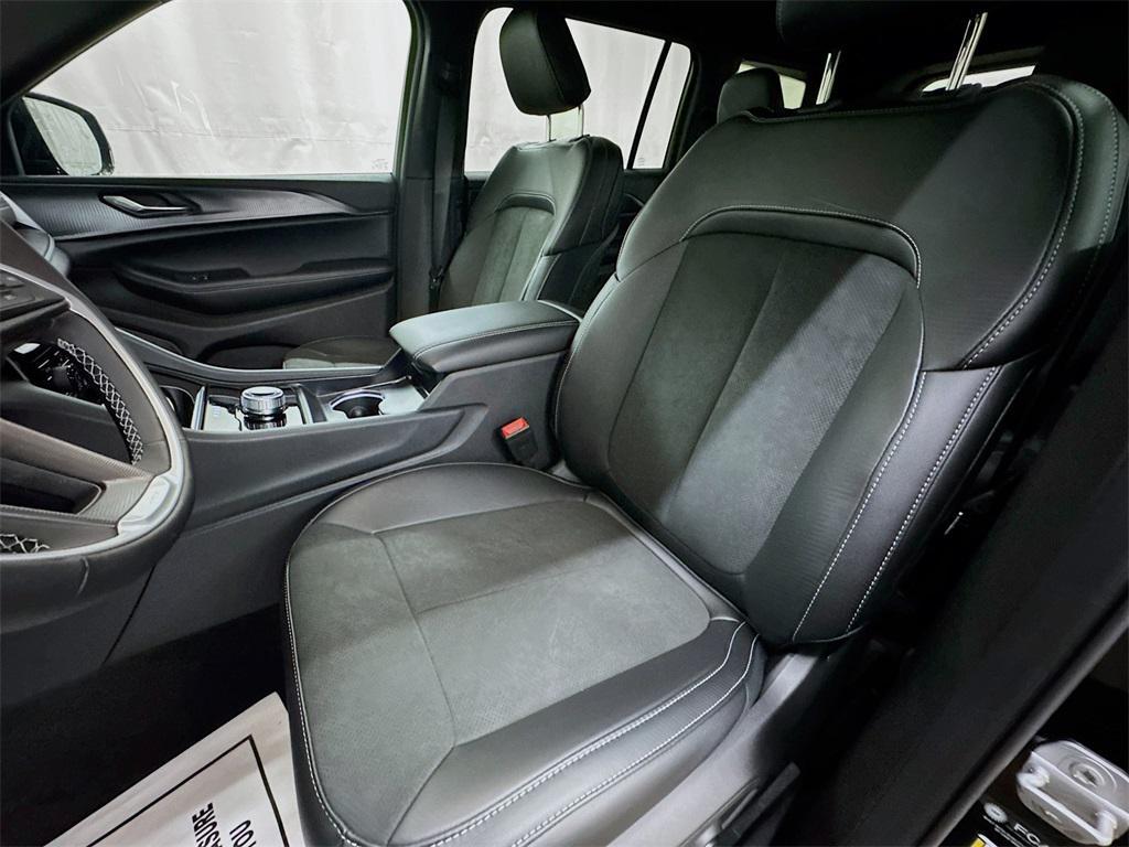 new 2025 Jeep Grand Cherokee L car, priced at $47,900