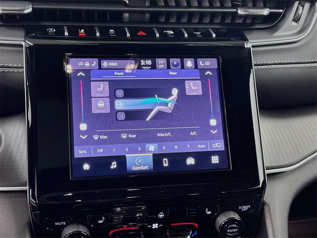 new 2025 Jeep Grand Cherokee L car, priced at $48,938