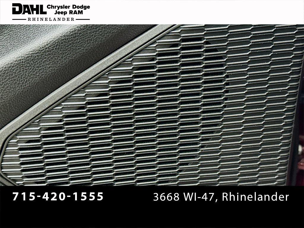 used 2024 Jeep Grand Cherokee car, priced at $35,500