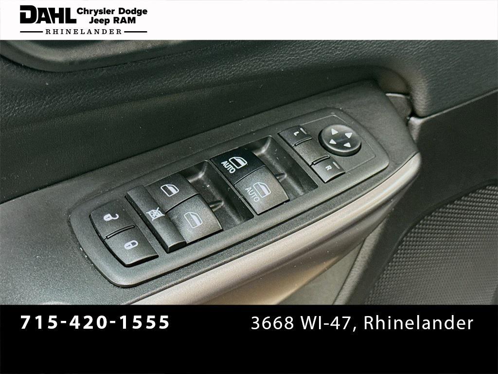 used 2019 Jeep Cherokee car, priced at $11,500