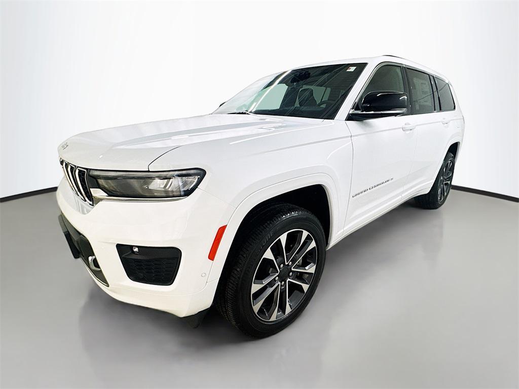 new 2025 Jeep Grand Cherokee L car, priced at $64,900