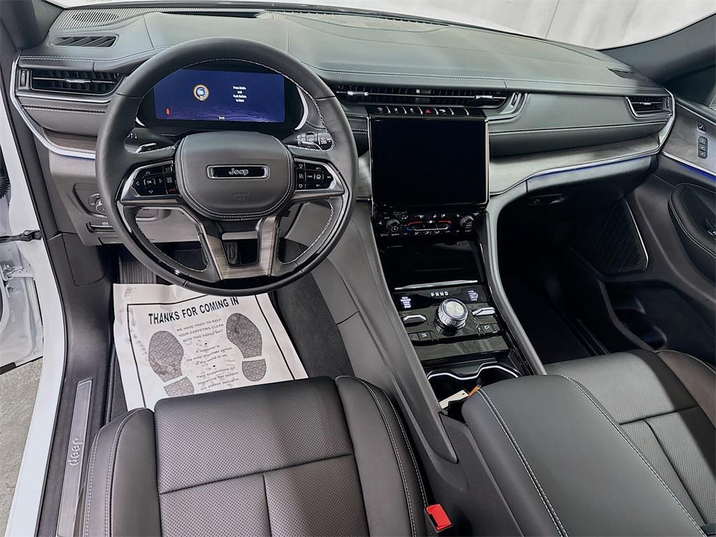 new 2025 Jeep Grand Cherokee L car, priced at $64,900