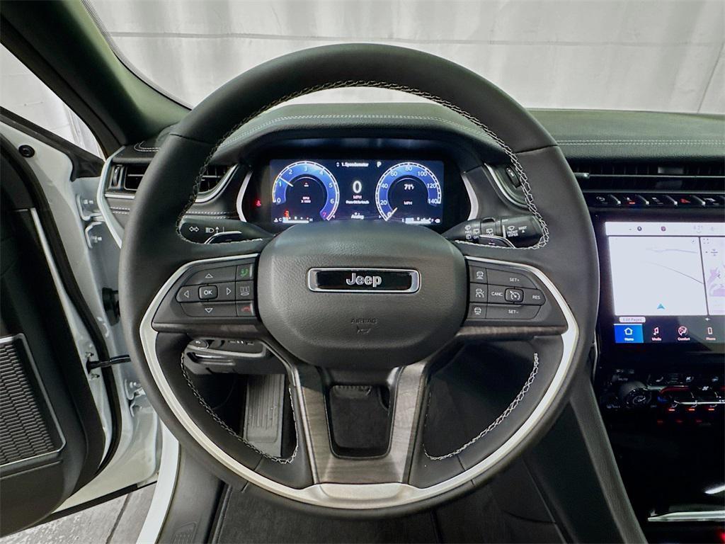 new 2025 Jeep Grand Cherokee L car, priced at $56,900