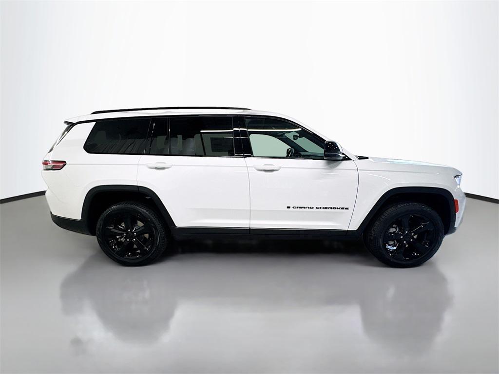 new 2025 Jeep Grand Cherokee L car, priced at $56,900