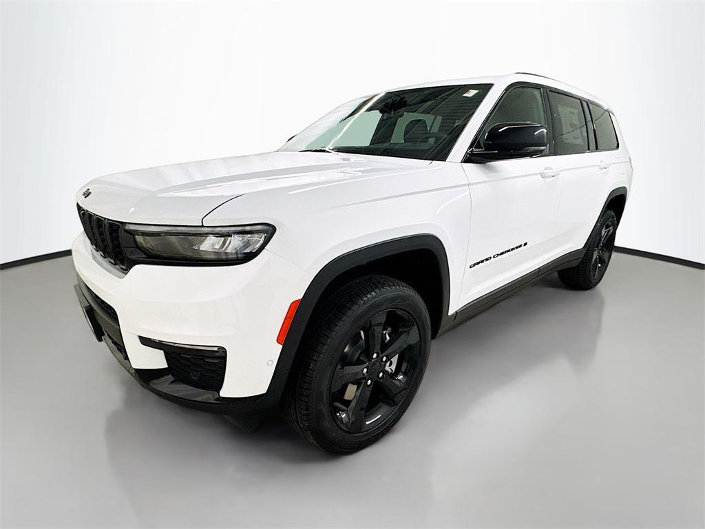 new 2025 Jeep Grand Cherokee L car, priced at $56,900