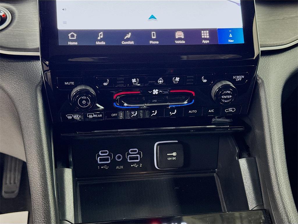 new 2025 Jeep Grand Cherokee L car, priced at $54,083