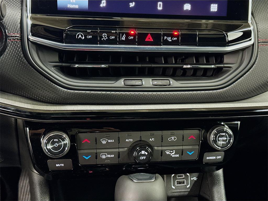 new 2026 Jeep Compass car, priced at $35,765