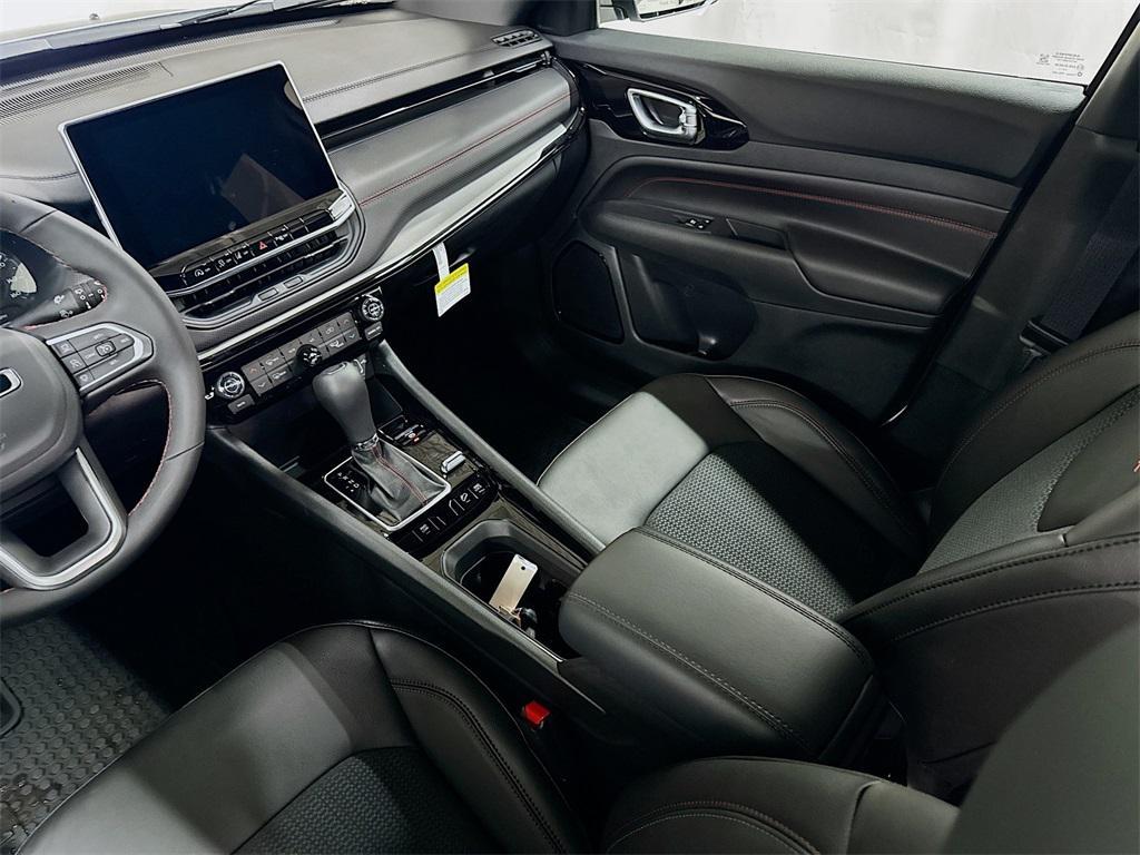 new 2026 Jeep Compass car, priced at $35,765
