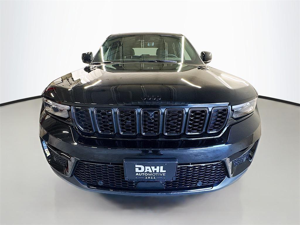 new 2025 Jeep Grand Cherokee car, priced at $55,486