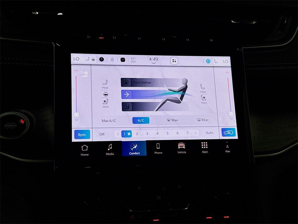 new 2025 Jeep Grand Cherokee car, priced at $55,486