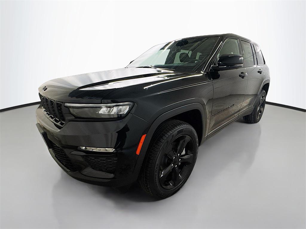new 2025 Jeep Grand Cherokee car, priced at $55,486